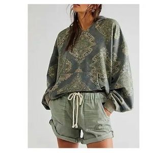 Free people we the free it’s a vibe Printed hoodie size L to XL